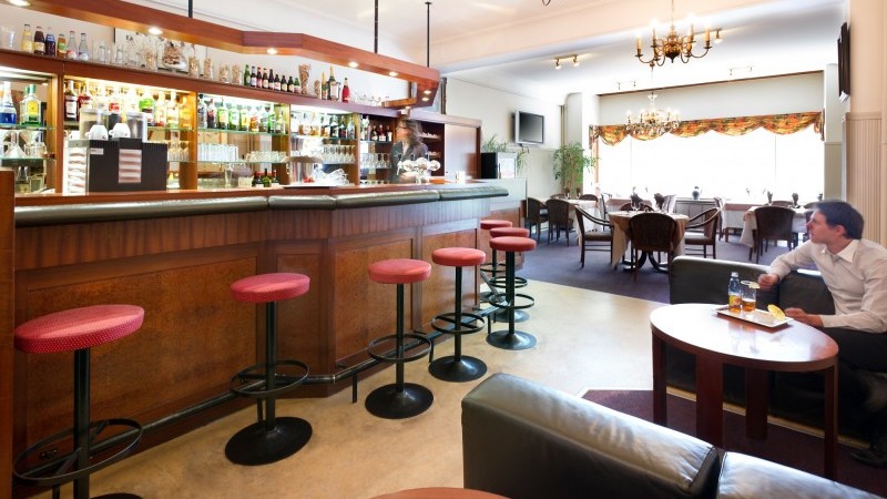 Century Hotel Antwerpen & Campanile Hotel Gouda